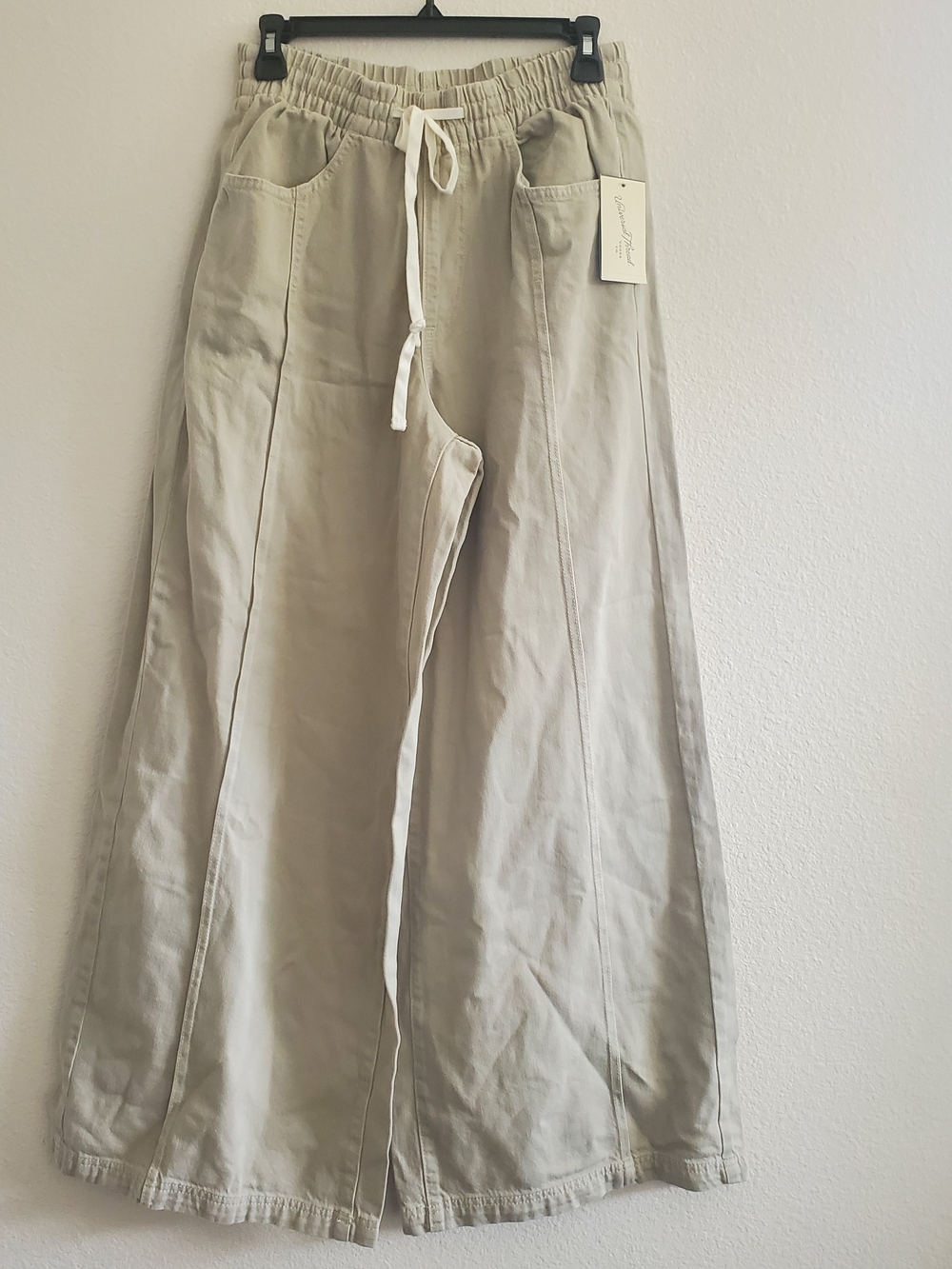 NWT Universal Thread Women's Khaki Green Wide-Leg Drawstring Jeans Size S